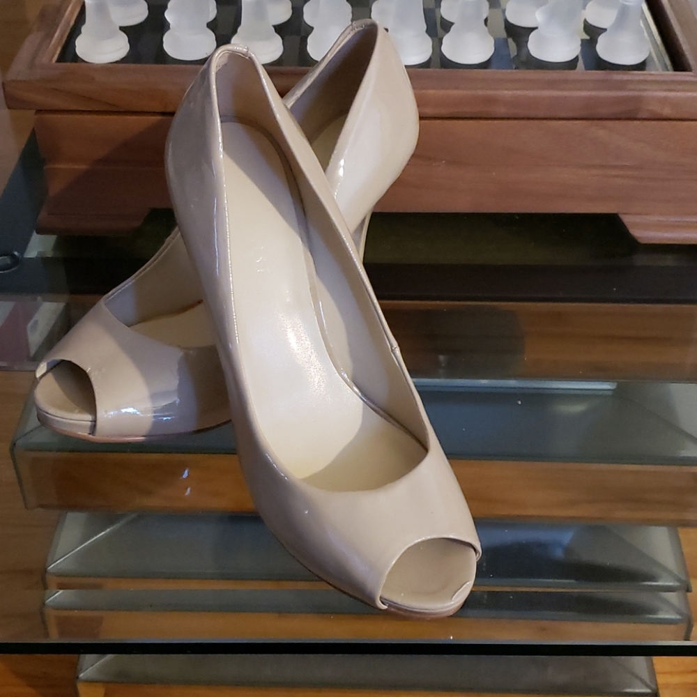 Classic nude peep toe heels